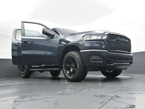 Used 2025 RAM 1500 Warlock AWD/4WD image 42