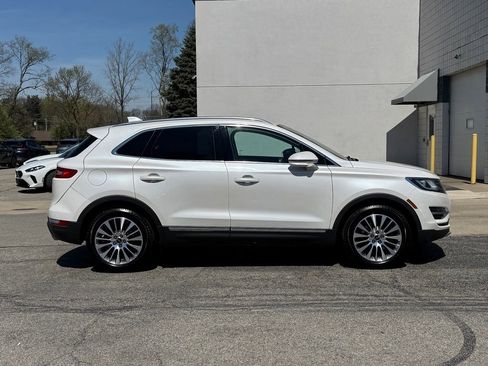 Used 2017 Lincoln MKC Reserve w/ Lincoln MKC Climate Package image 2