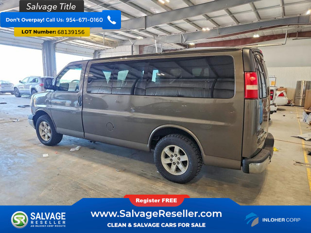 Used 2014 GMC Savana 1500 LT w/ LT Preferred Equipment Group AWD/4WD image 3