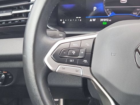 Used 2025 Volkswagen Jetta Sport FWD image 24