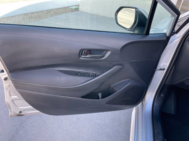 Used 2025 Toyota Corolla LE FWD image 13