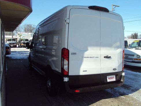 Used 2023 Ford Transit 250 Medium Roof AWD image 5
