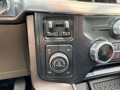 Used 2025 Ford F150 Platinum w/ Equipment Group 703A Plus AWD/4WD image 27
