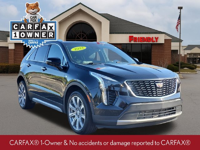 Used 2023 Cadillac XT4 Premium Luxury w/ Cold Weather Package FWD image 2