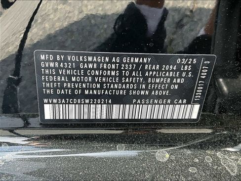 New 2025 Volkswagen GTI SE image 17