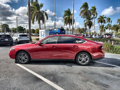 Certified 2024 Honda Accord EX image 5