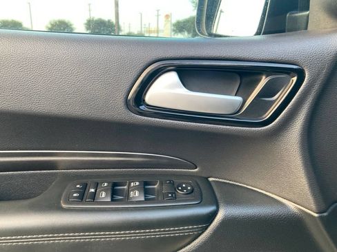 Used 2023 Dodge Durango SXT RWD image 14