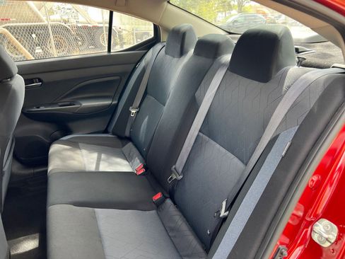 Used 2025 Nissan Versa SV image 35