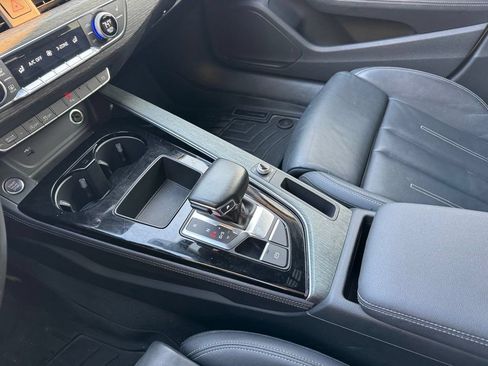 Used 2022 Audi A4 2.0T Premium Plus AWD/4WD image 9