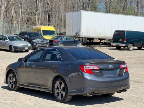 Used 2013 Toyota Camry SE w/ Convenience Pkg image 4
