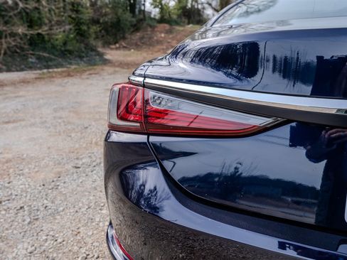 Used 2020 Lexus ES 350 image 10