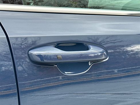 New 2026 Kia Sorento S image 8