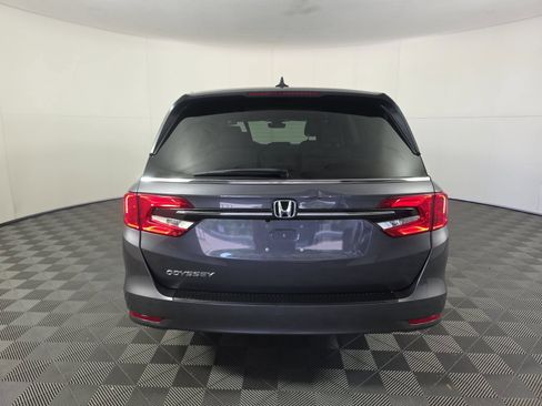 Used 2023 Honda Odyssey EX-L image 6
