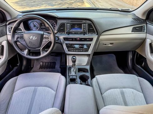 Used 2016 Hyundai Sonata SE FWD image 28