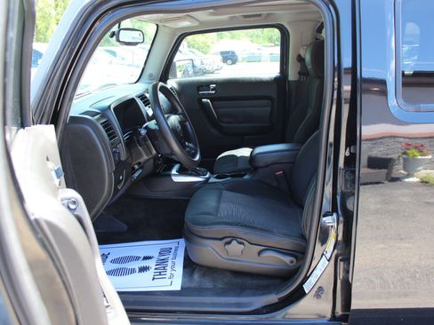 Used 2007 HUMMER H3 AWD/4WD image 16