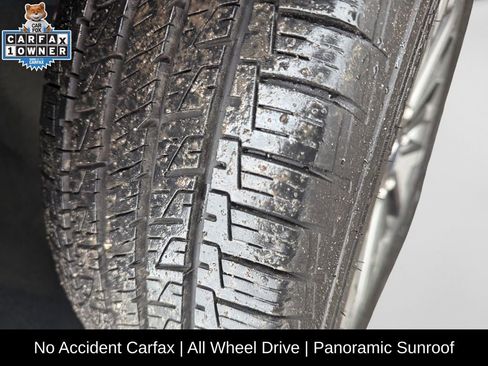 Used 2021 Ford Escape Titanium AWD/4WD image 19