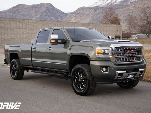 Used 2018 GMC Sierra 3500 Denali w/ Duramax Plus Package image 1