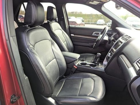 Used 2018 Ford Explorer Limited w/ Equipment Group 301A image 25