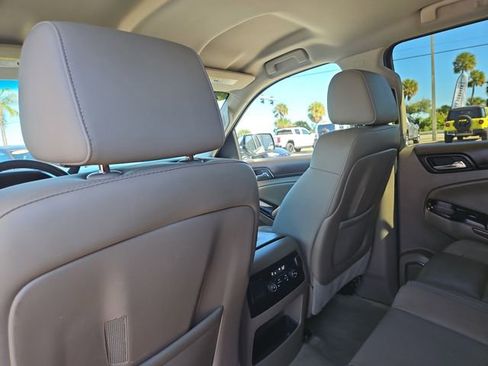 Used 2016 GMC Yukon SLT image 11