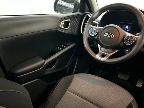 Used 2021 Kia Soul S image 11