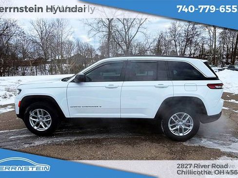 Used 2025 Jeep Grand Cherokee Laredo X AWD/4WD image 4