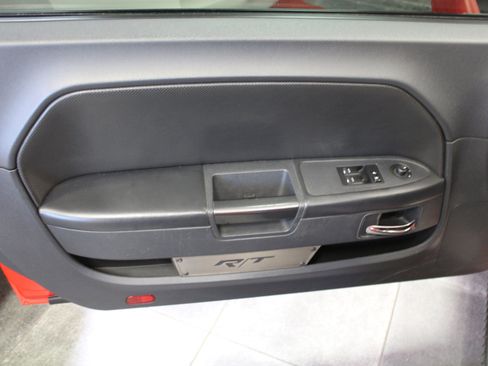 Used 2010 Dodge Challenger R/T image 18