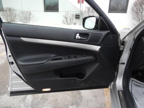 Used 2010 INFINITI G37 x AWD 4dr Sedan image 25