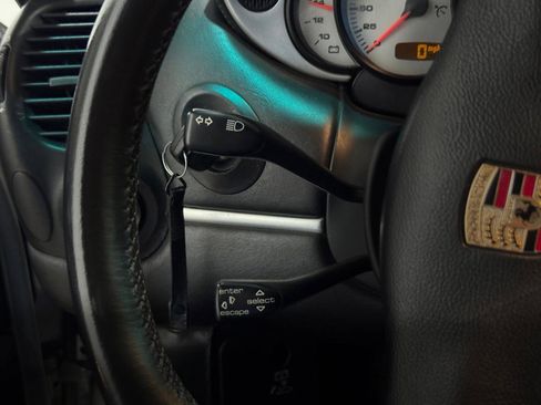 Used 2004 Porsche 911 Targa image 10