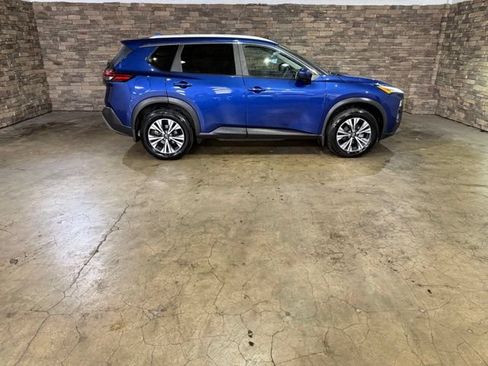 Used 2023 Nissan Rogue SV w/ SV Premium B Package FWD image 10