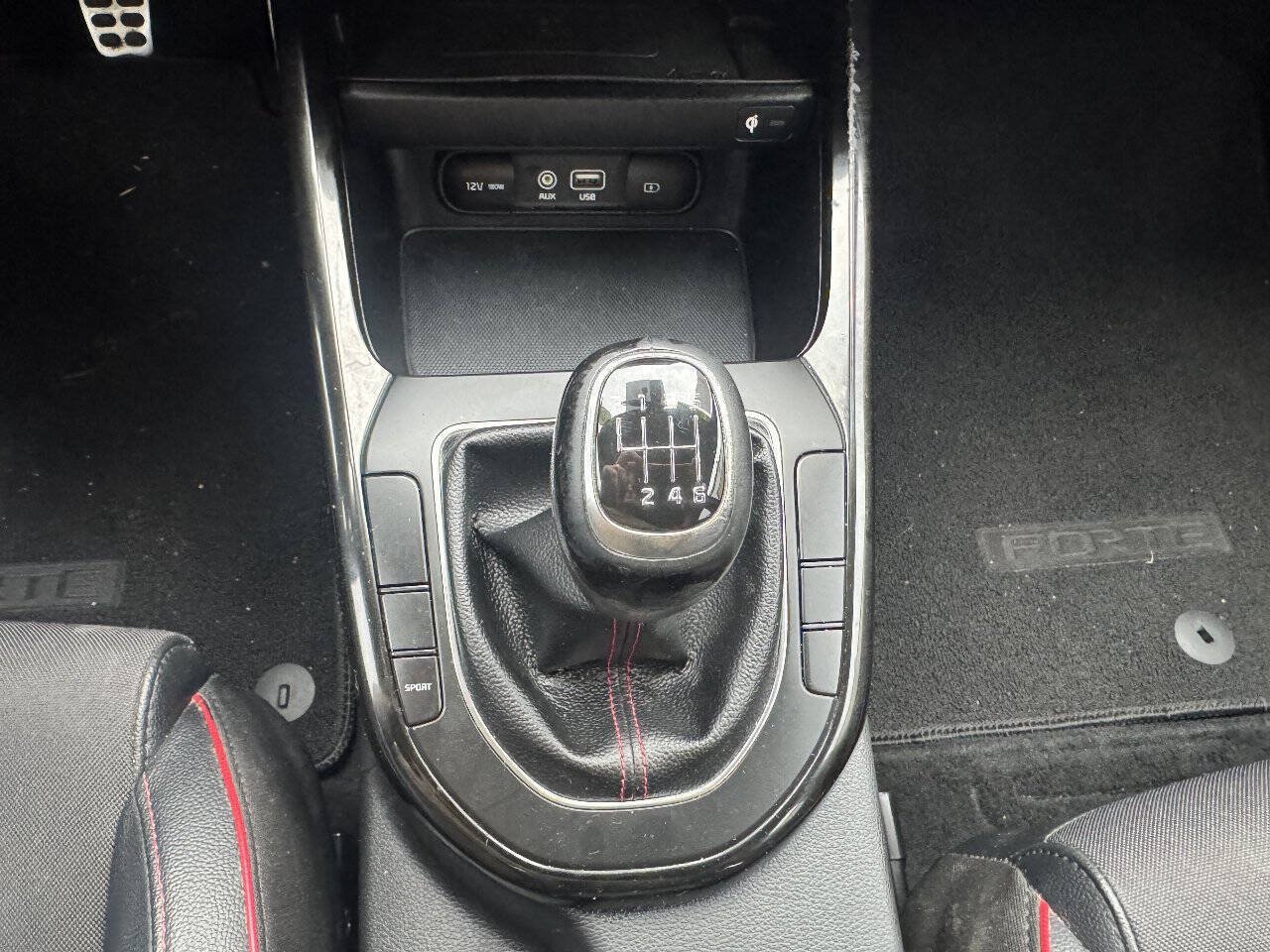 Used 2020 Kia Forte GT FWD image 26