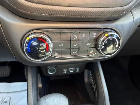 Certified 2023 Chevrolet TrailBlazer LT AWD/4WD image 21