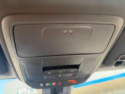 New 2026 Chevrolet Equinox LT w/ Convenience Package II FWD image 26