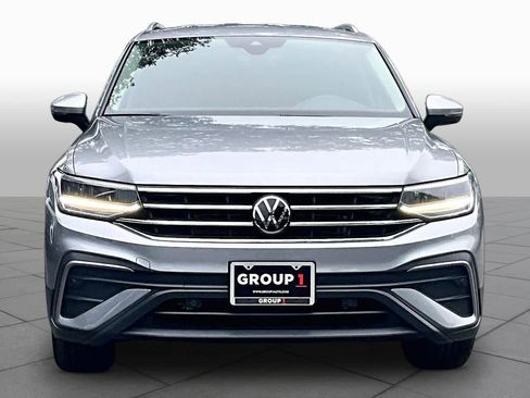 Certified 2023 Volkswagen Tiguan SE FWD image 4