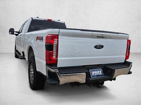 Used 2024 Ford F250 Lariat w/ FX4 Off-Road Package image 7