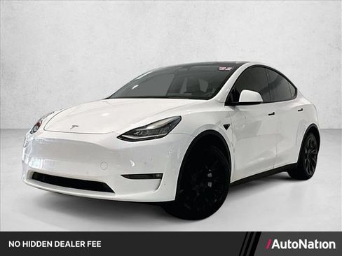 Used 2022 Tesla Model Y Long Range AWD/4WD image 1