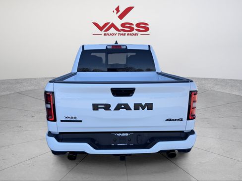 Used 2026 RAM 1500 Big Horn AWD/4WD image 4