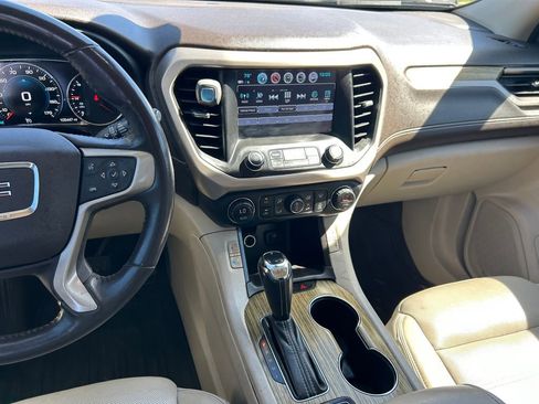 Used 2019 GMC Acadia Denali image 21
