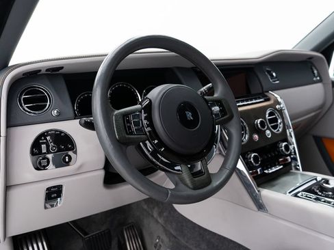 Certified 2023 Rolls-Royce Cullinan w/ Dark Exterior Package AWD/4WD image 14