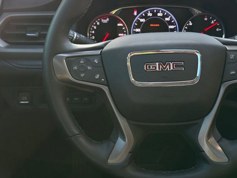 Used 2023 GMC Acadia AT4 w/ Technology Package image 14