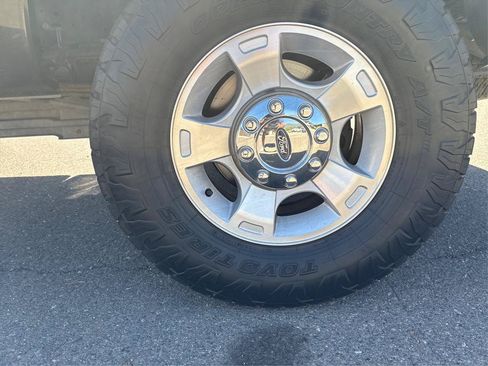 Used 2015 Ford F250 XLT w/ XLT Interior Package AWD/4WD image 34
