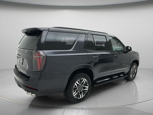 Used 2025 Chevrolet Tahoe Z71 AWD/4WD image 5
