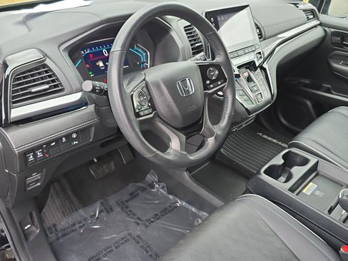 Used 2023 Honda Odyssey Elite image 18