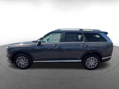 Used 2026 Hyundai Palisade SEL FWD image 9
