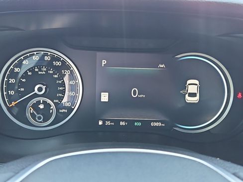 Certified 2026 Genesis G70 2.5T Prestige RWD image 22