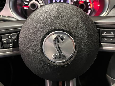 Used 2013 Ford Mustang Shelby GT500 image 29