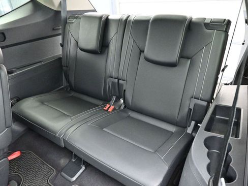 Used 2021 Volkswagen Atlas SE w/ Panoramic Sunroof Package FWD image 35