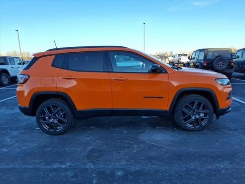 New 2026 Jeep Compass Latitude image 17