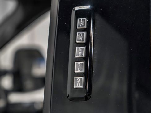 Used 2019 Ford F250 Lariat w/ Lariat Ultimate Package image 43