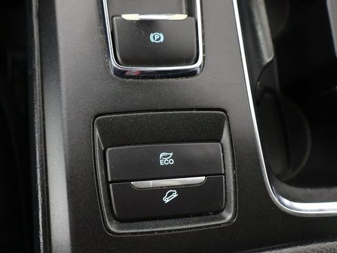 Used 2019 Ford Fusion SEL image 47