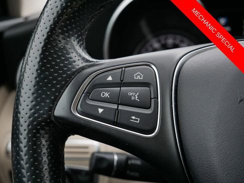 Used 2015 Mercedes-Benz C 300 4MATIC Sedan image 18